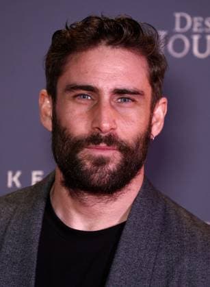 London Premiere of Desperate Journey at Odeon Luxe Leicester Square in London, UK - 18 Nov 2025 Fernando Guallar attends the London Premiere of Desperate Journey at Odeon Luxe Leicester Square. London United Kingdom Copyright: xFredxDuvalx xSOPAxImagesx FD_Desperate_Journey_19