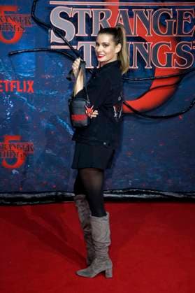 Stranger Things 5 , Fan Event im Flughafen Tempelhof, Berlin, 18.11.2025 Rebecca Kunikowski bei dem Fan Event zu Stranger Things im Hangar 7 im Flughafen Tempelhof in Berlin am 18.11.2025 Berlin Flughafen Tempelhof Copyright: xAnitaxBuggex