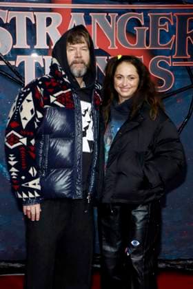 Stranger Things 5 , Fan Event im Flughafen Tempelhof, Berlin, 18.11.2025 Rea Garvey und Josephine Garvey bei dem Fan Event zu Stranger Things im Hangar 7 im Flughafen Tempelhof in Berlin am 18.11.2025 Berlin Flughafen Tempelhof Copyright: xAnitaxBuggex