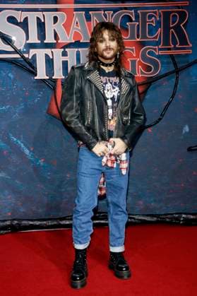 Stranger Things 5 , Fan Event im Flughafen Tempelhof, Berlin, 18.11.2025 Riccardo Simonetti bei dem Fan Event zu Stranger Things im Hangar 7 im Flughafen Tempelhof in Berlin am 18.11.2025 Berlin Flughafen Tempelhof Copyright: xAnitaxBuggex