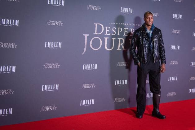 Desperate Journey London Premiere in London - 18 Nov 2025 Stefan Pierre-Tomlin attends the London Premiere of Desperate Journey at Odeon Luxe Leicester Square. London United Kingdom Copyright: xLoredanaxSangiulianox xSOPAxImagesx LSangiuliano-2-88