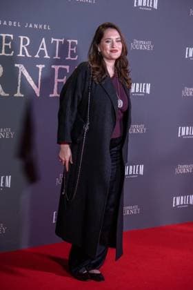 Desperate Journey London Premiere in London - 18 Nov 2025 A guest attends the London Premiere of Desperate Journey at Odeon Luxe Leicester Square. London United Kingdom Copyright: xLoredanaxSangiulianox xSOPAxImagesx LSangiuliano-2-41