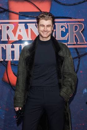 Fan Event - Stranger Things 5 - Linus Weber beim Netflix Stranger Things Staffel 5 Fan Event im Flughafen Tempelhof Hangar 7 am 18.11.2025 in Berlin. Copyright: xEventpressxKochanx
