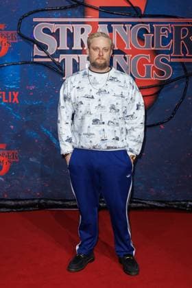 Fan Event - Stranger Things 5 - Fatoni beim Netflix Stranger Things Staffel 5 Fan Event im Flughafen Tempelhof Hangar 7 am 18.11.2025 in Berlin. Copyright: xEventpressxKochanx