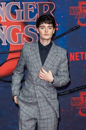 Fan Event - Stranger Things 5 - Noah Schnapp beim Netflix Stranger Things Staffel 5 Fan Event im Flughafen Tempelhof Hangar 7 am 18.11.2025 in Berlin. Copyright: xEventpressxKochanx