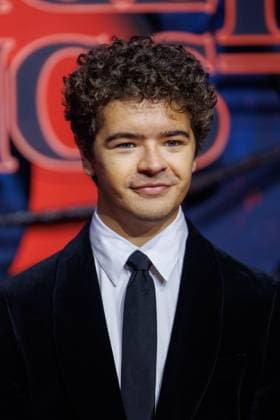 Fan Event - Stranger Things 5 - Gaten Matarazzo beim Netflix Stranger Things Staffel 5 Fan Event im Flughafen Tempelhof Hangar 7 am 18.11.2025 in Berlin. Copyright: xEventpressxKochanx
