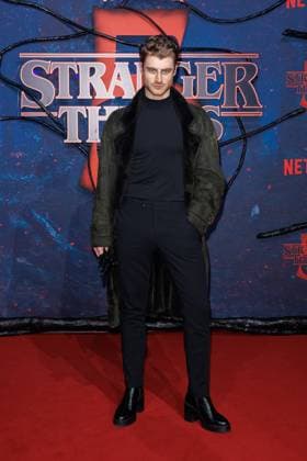 Fan Event - Stranger Things 5 - Linus Weber beim Netflix Stranger Things Staffel 5 Fan Event im Flughafen Tempelhof Hangar 7 am 18.11.2025 in Berlin. Copyright: xEventpressxKochanx