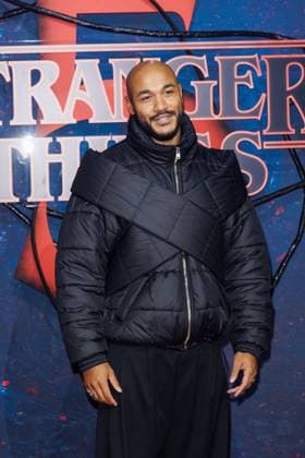 Fan Event - Stranger Things 5 - Malick Bauer beim Netflix Stranger Things Staffel 5 Fan Event im Flughafen Tempelhof Hangar 7 am 18.11.2025 in Berlin. Copyright: xEventpressxKochanx