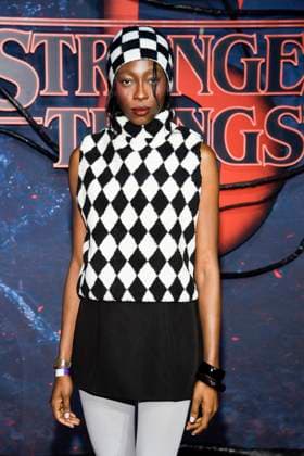abb Toni Dreher-Adenuga zu Gast auf dem roten Teppich beim Grossen Fan-Event mit Screening der Netflix Serie STRANGER THINGS 5 im Tempelhof Airport am 18.11.2025 in Berlin Berlin Deutschland