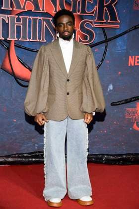 abb Caleb McLaughlin zu Gast auf dem roten Teppich beim Grossen Fan-Event mit Screening der Netflix Serie STRANGER THINGS 5 im Tempelhof Airport am 18.11.2025 in Berlin Berlin Deutschland