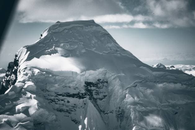 Snow-Covered Mountain Peak in Alaska Denali Park, Alaska, United States CR_NFPM251118-1900086-01