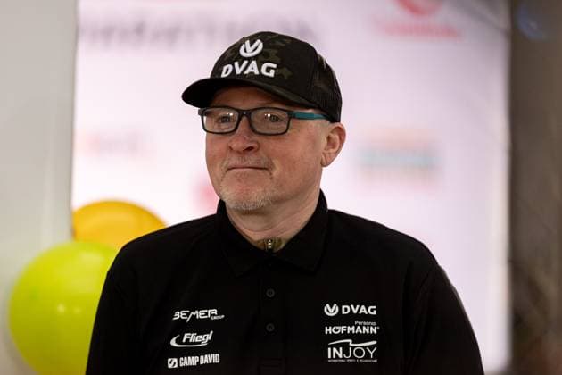 Pressetermin zum RTL Spendenmarathon in Köln, 19.11.2025. Joey KELLY - In der RTL-Zentrale in Köln-Deutz präsentieren Joey Kelly und Wolfram Kons die 24H GEBURTSTAGS-CHALLENGE zum 30. RTL-SPENDENMARATHON. Die 24-Stunden-Aktion mit 20 Firmenteams unterstützt die STIFTUNG RTL WIR HELFEN KINDERN E. V. und begleitet den Jubiläums-Spendenmarathon, der seit 1996 mehr als 306 Millionen Euro für Kinderhilfsprojekte gesammelt hat. Köln Deutz Nordrhein-Westfalen Deutschland Copyright: xBonn.digitalx