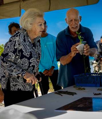 19-11-2025 Antillen Princess Beatrix visited Mangrove Maniacs on the 2nd and last day of her visit to Bonaire. Â  Copyright: xPPEx