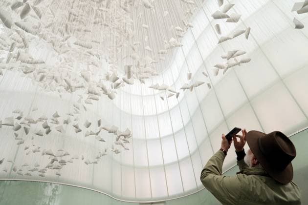 Chiharu Shiota s Art Installation Moment the Snow Melts at Mudec - Milan Preview of the installation Moment the Snow Melts by Chiharu Shiota at Mudec, Museum of Culture in Via Tortona in Milan, Italy on November 19, 2025. Photo by Duilio Piaggesi IPA ABACAPRESS.COM Milan Milan Italy  Copyright: xIPA ABACAx