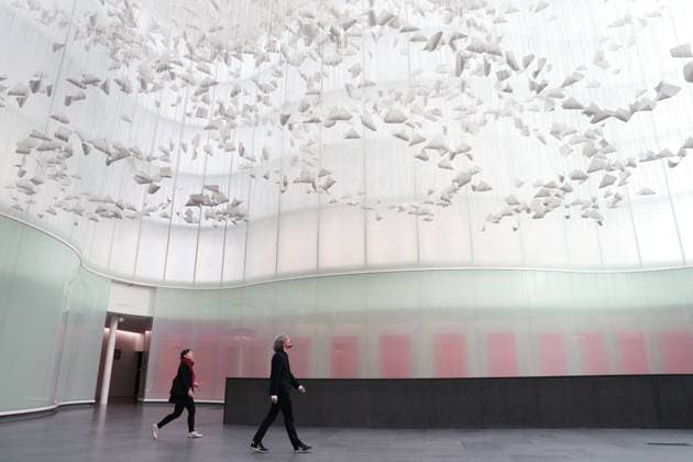 Chiharu Shiota s Art Installation Moment the Snow Melts at Mudec - Milan Preview of the installation Moment the Snow Melts by Chiharu Shiota at Mudec, Museum of Culture in Via Tortona in Milan, Italy on November 19, 2025. Photo by Duilio Piaggesi IPA ABACAPRESS.COM Milan Milan Italy  Copyright: xIPA ABACAx