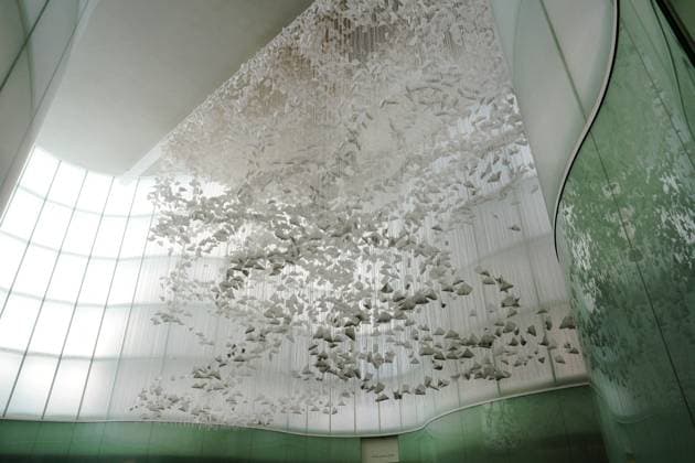 Chiharu Shiota s Art Installation Moment the Snow Melts at Mudec - Milan Preview of the installation Moment the Snow Melts by Chiharu Shiota at Mudec, Museum of Culture in Via Tortona in Milan, Italy on November 19, 2025. Photo by Duilio Piaggesi IPA ABACAPRESS.COM Milan Milan Italy  Copyright: xIPA ABACAx