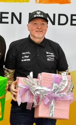 abb Joey Kelly Musiker Sportler im RTL Studio beim Fototermin zur 24 Stunden Charity Geburtstags Challange 30.Geburtstag des RTL Spendenmarathon wir helfen Kindern bei RTL Deutschland am 19.11.2025 in Koeln Deutz NRW Deutschland