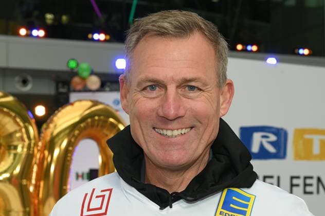 der ehemalige Fussballspieler Ingo Anderbrügge bei einem Fototermin zur 24 Stunden Geburtstags Challange zum 30. Geburtstag des RTL Spendenmarathon - wir helfen Kindern die ab 20.11. 18.00 Uhr stattfindet.