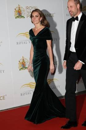 . 19 11 2025. London, United Kingdom. Prince William and Kate Middleton , the Prince and Princess of Wales, arriving at the Royal Variety Performance in London.  xStephenxLockx xi-Imagesx IIM-26391-0004