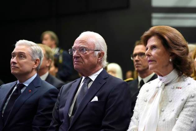 November 19, 2025, Ottawa, On, CAN: Sweden s King Carl XVI Gustaf and Queen Silvia sit with Minister of Finance and National Revenue Francois-Philippe Champagne, left, as they listen to remarks at the Ericsson Research & Development facility in Ottawa, on Wednesday, Nov. 19, 2025. Ottawa CAN  - ZUMAc35_ 20251119_zaf_c35_041 Copyright: xJustinxTangx