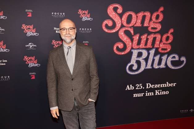 Craig Brewer bei der Song Sung Blue Film Premiere am 19.11.2025 im Zoo Palast in Berlin Song Sung Blue Filmpremiere in Berlin mit Hugh Jackman & Kate Hudson