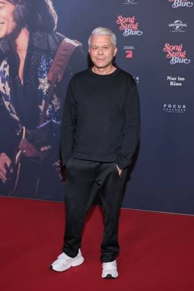 19.11.2025, Markus Kavka zur Premiere von Song Sung Blue, Zoo Palast, Berlin, Berlin