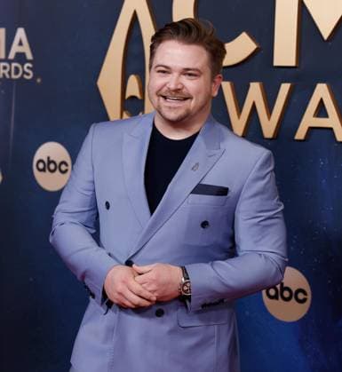 Hunter Hayes arrives on the red carpet for the 59th CMA Awards in Nashville, Tennessee, on Wednesday, November 19, 2025.  NAS20251119100 JOHNxANGELILLO