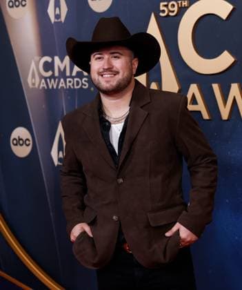 Dylan Schneider arrives on the red carpet for the 59th CMA Awards in Nashville, Tennessee, on Wednesday, November 19, 2025.  NAS20251119139 JOHNxANGELILLO
