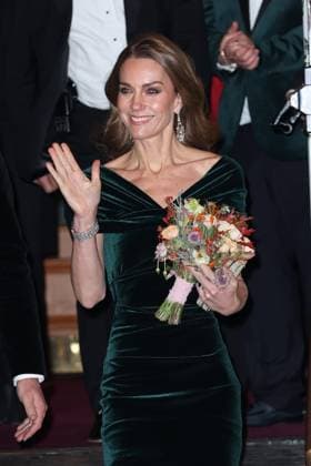 . 19 11 2025. London, United Kingdom. Prince William and Kate Middleton , the Prince and Princess of Wales, leaving the Royal Variety Performance in London.  xStephenxLockx xi-Imagesx IIM-26391-0026