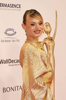 Olga Loeffler bei der Verleihung Goldene Bild der Frau am 19.11.2025 im Stage Theater in Hamburg Goldene Bild der Frau Verleihung 2025 in Hamburg