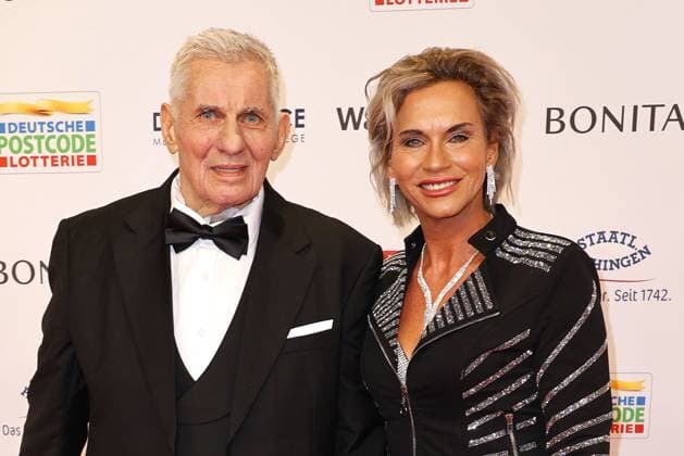 Heinz Hoenig und seine Ehefrau Annika Kaersten bei der Verleihung Goldene Bild der Frau am 19.11.2025 im Stage Theater in Hamburg Goldene Bild der Frau Verleihung 2025 in Hamburg