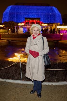 Dana Golombek - Eroeffnung des Christmas Garden Berlin 2025 im Botanischen Garten Berlin am 19.11.2025. Christmas Garden Berlin 2025