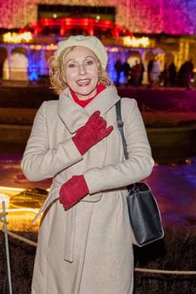 Dana Golombek - Eroeffnung des Christmas Garden Berlin 2025 im Botanischen Garten Berlin am 19.11.2025. Christmas Garden Berlin 2025