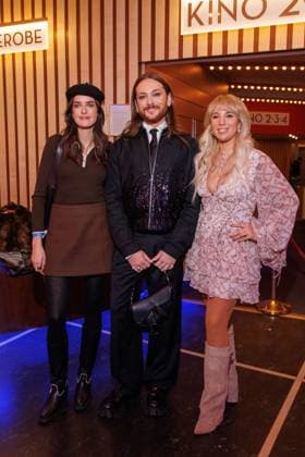 Premiere - Song Sung Blue - Marie Nasemann, Riccardo Simonetti und Annemarie Eilfeld bei der Europapremiere zu dem Kinofilm Song Sung Blue im Zoo Palast am 19.11.2025 in Berlin. Copyright: xEventpressxKochanx