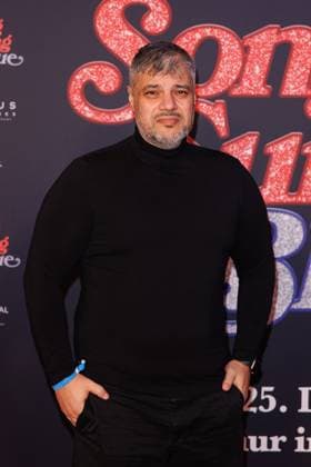 Premiere - Song Sung Blue - Imad Mardnli bei der Europapremiere zu dem Kinofilm Song Sung Blue im Zoo Palast am 19.11.2025 in Berlin. Copyright: xEventpressxKochanx