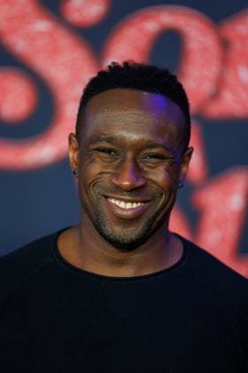 Premiere - Song Sung Blue - Jerry Kwarteng bei der Europapremiere zu dem Kinofilm Song Sung Blue im Zoo Palast am 19.11.2025 in Berlin. Copyright: xEventpressxKochanx