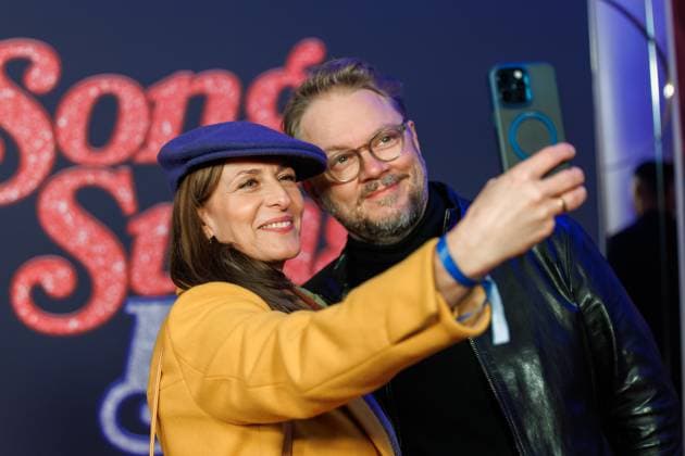 Premiere - Song Sung Blue - Ulrike Frank und Marc Schubring bei der Europapremiere zu dem Kinofilm Song Sung Blue im Zoo Palast am 19.11.2025 in Berlin. Copyright: xEventpressxKochanx