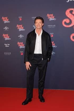 Premiere - Song Sung Blue - Hugh Jackman bei der Europapremiere zu dem Kinofilm Song Sung Blue im Zoo Palast am 19.11.2025 in Berlin. Copyright: xEventpressxKochanx