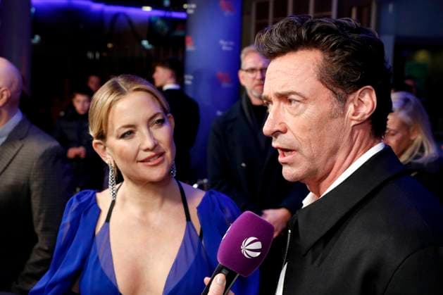 Song Sung Blue, Filmpremiere im Zoo Palast, Berlin, 19.11.2025 Kate Hudson und Hugh Jackman bei dem Red Carpet Photocall von SONG SUNG BLUE im Zoo Palast Berlin am 19.11.2025 Berlin Zoo Palast Copyright: xAnitaxBuggex
