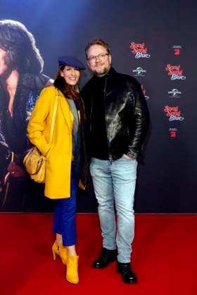 Song Sung Blue, Filmpremiere im Zoo Palast, Berlin, 19.11.2025 Ulrike Frank und Marc Schubring bei dem Red Carpet Photocall von SONG SUNG BLUE im Zoo Palast Berlin am 19.11.2025 Berlin Zoo Palast Copyright: xAnitaxBuggex