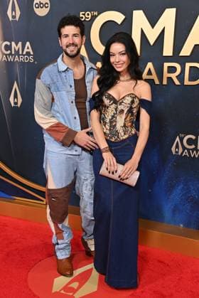 59th Annual CMA Awards - Arrivals Ben Johnson and Lauren Conklin arriving at the 59th Annual Country Music Association Awards held at the Bridgestone Arena on November 19, 2025 in Nashville, TN. Nashville Bridgestone Arena Tennessee USA Copyright: xOConnor-Arroyo AFF-USA.comx