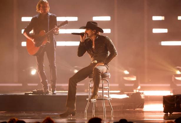 Tucker Wetmore performs onstage during the 59th CMA Awards at the Bridgestone Arena in Nashville, Tennessee, on Wednesday, November 19, 2025.  NAS20251119342 JOHNxANGELILLO