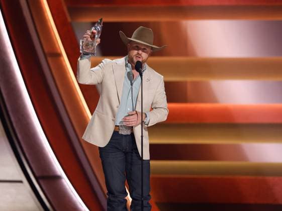 Cody Johnson accepts the award for Male Vocalist of the Year onstage during the 59th CMA Awards at the Bridgestone Arena in Nashville, Tennessee, on Wednesday, November 19, 2025.  NAS20251119350 JOHNxANGELILLO