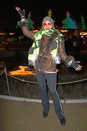 Julian F.M. Stoeckel bei der Eröffnung des Christmas Garden 2025 im Botanischen Garten Berlin. Berlin, 19.11.2025 Foto:xN.xKubelkax xFuturexImagex christmas_garden_5104