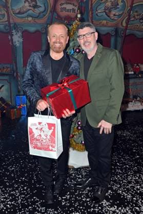 Crazy Christmas - Unsere liebsten Weihnachtslieder Paul Reeves und Ross Antony anläßlich der Liveshow Crazy Christmas - Unsere liebsten Weihnachtslieder am 19.11.2025 im Europapark Rust. 20251119MWI095480