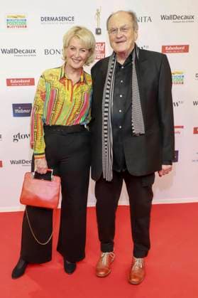 abb- Annette Mattausch, Dietrich Mattausch Ehepaar Schauspieler zu Gast auf dem roten Teppich bei der verleihung der Goldenen Bild der Frau 2025 im Theater im Hafen am 19.11.2025 in Hamburg Hamburg Deutschland