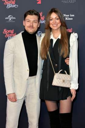 Lion Wasczyk und Lisa Rosa Bräutigam bei der Europapremiere des Kinofilms Song Sung Blue im Zoo Palast. Berlin, 19.11.2025