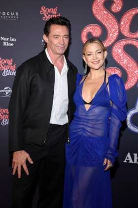 abb- Hugh Jackman und Kate Hudson zu Gast auf dem roten Teppich bei der Europapremiere des Kino Films Song Sung Blue im Zoo Palast Berlin am 19.11.2025 in Berlin Berlin Deutschland