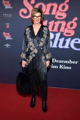 abb- Andrea Eggers zu Gast auf dem roten Teppich bei der Europapremiere des Kino Films Song Sung Blue im Zoo Palast Berlin am 19.11.2025 in Berlin Berlin Deutschland