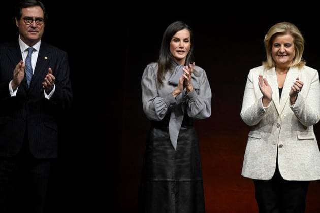 40th anniversary of the creation of the CEOE Foundation The President of the CEOE, Antonio Garamendi, Queen Letizia and the President of the CEOE Foundation, Fátima Bánez, attend the celebration of the 40th anniversary of the creation of the CEOE Foundation at the Teatro Real in Madrid, on November 20, 2025, in Madrid Spain The event aims to highlight the role of Spanish companies as important players in the progress, modernization and welfare of Spanish society ANNIVERSARY ACT CEOE EMPRESAS 20 NOVEMBER 2025 José Madrid Madrid Madrid Spain  Copyright: xJosÃ xOlivax 7112634